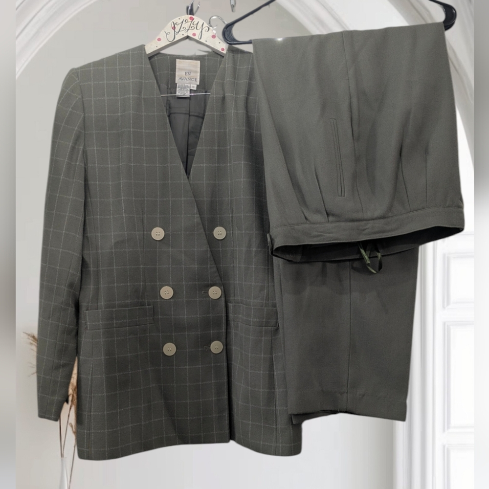 VTG 80s-90s Haut De Gamme En Avance Sage Double Breasted Blazer & Pants Suits